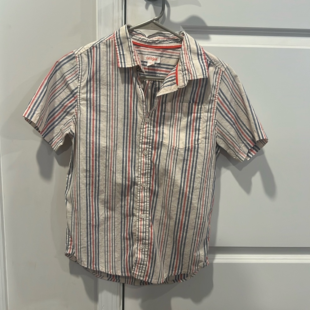 Boys 10/12 lightweight button up shirt